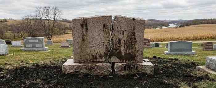 Professional headstone cleaning service in Iowa cemetery