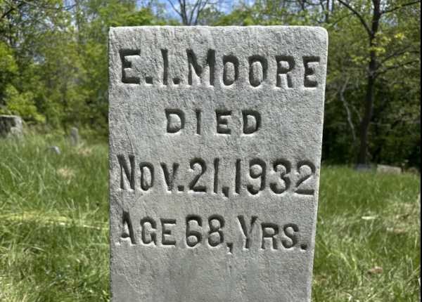 Fully restored and deep-cleaned condition of granite upright monument in Indiana after Tending service