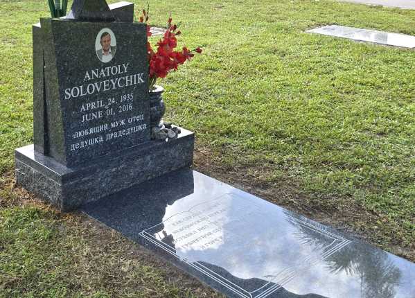 Fully restored and deep-cleaned condition of upright monument in Florida after Tending service