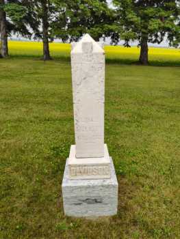 Grave Care: Before and After / image 263350