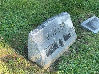 Grave Care: Before and After / image 340255