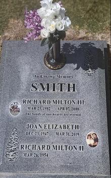 Grave Care: Before and After / image 220350